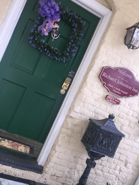 The Richard Johnston & 1890 Caroline House