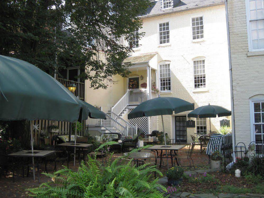 The Richard Johnston & 1890 Caroline House Couette-café